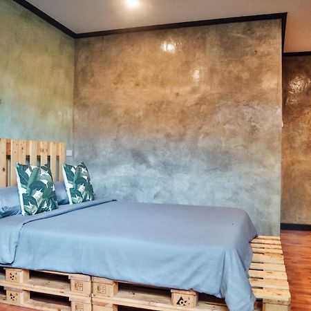 Baan Rabieng Talay Homestayบ้านระเบียงทะเล โฮมสเตย์เกาะกูด Ko Kut ภายนอก รูปภาพ