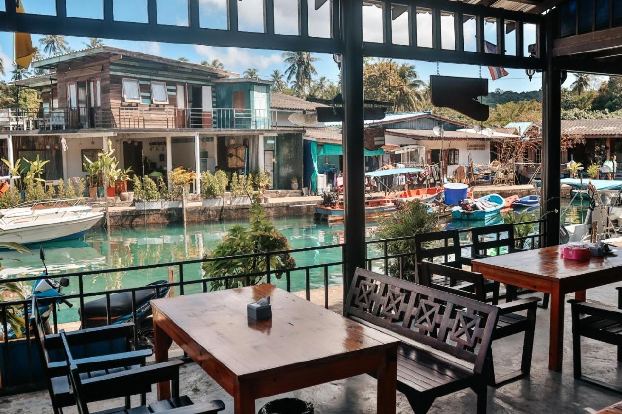 Baan Rabieng Talay Homestayบ้านระเบียงทะเล โฮมสเตย์เกาะกูด Ko Kut ภายนอก รูปภาพ