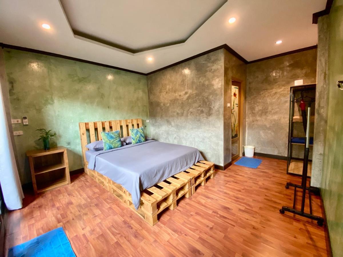Baan Rabieng Talay Homestayบ้านระเบียงทะเล โฮมสเตย์เกาะกูด Ko Kut ภายนอก รูปภาพ